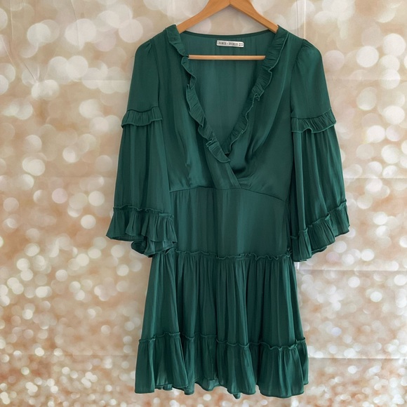 Saints + Secrets Green Dress - Picture 2 of 9